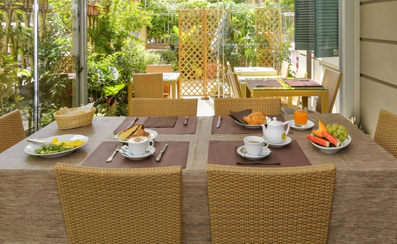 Hotel Vittoria Viareggio Exteriér fotografie