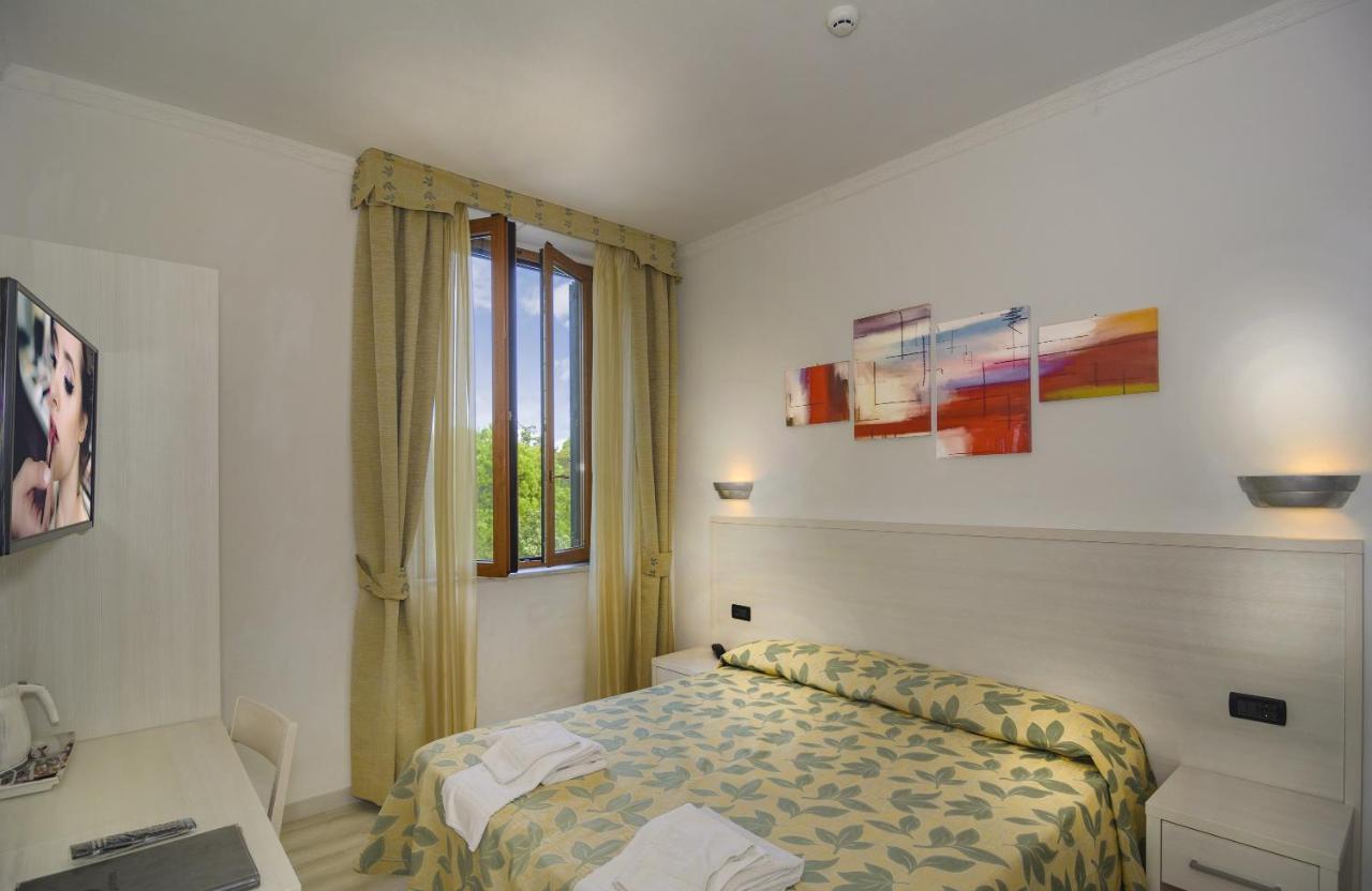 Hotel Vittoria Viareggio Exteriér fotografie