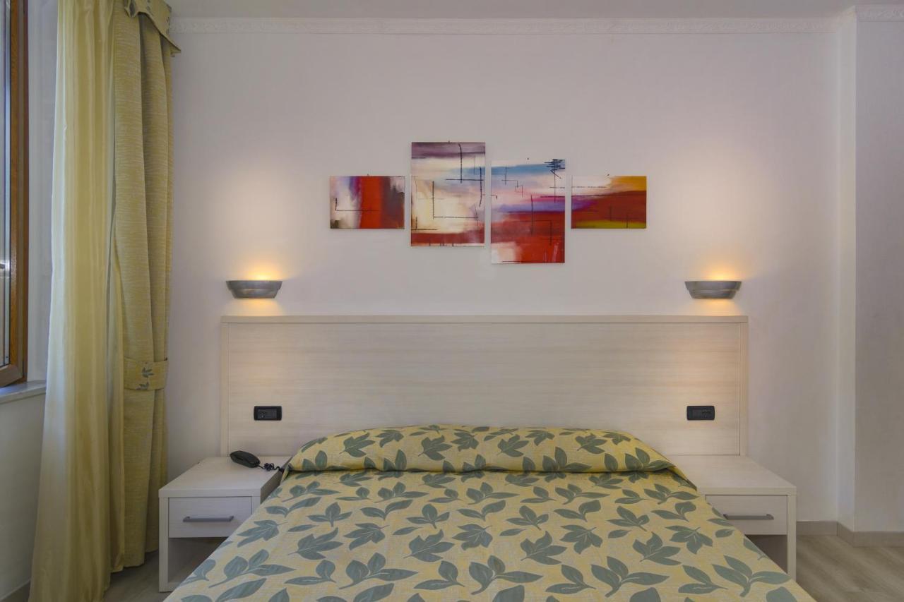 Hotel Vittoria Viareggio Exteriér fotografie