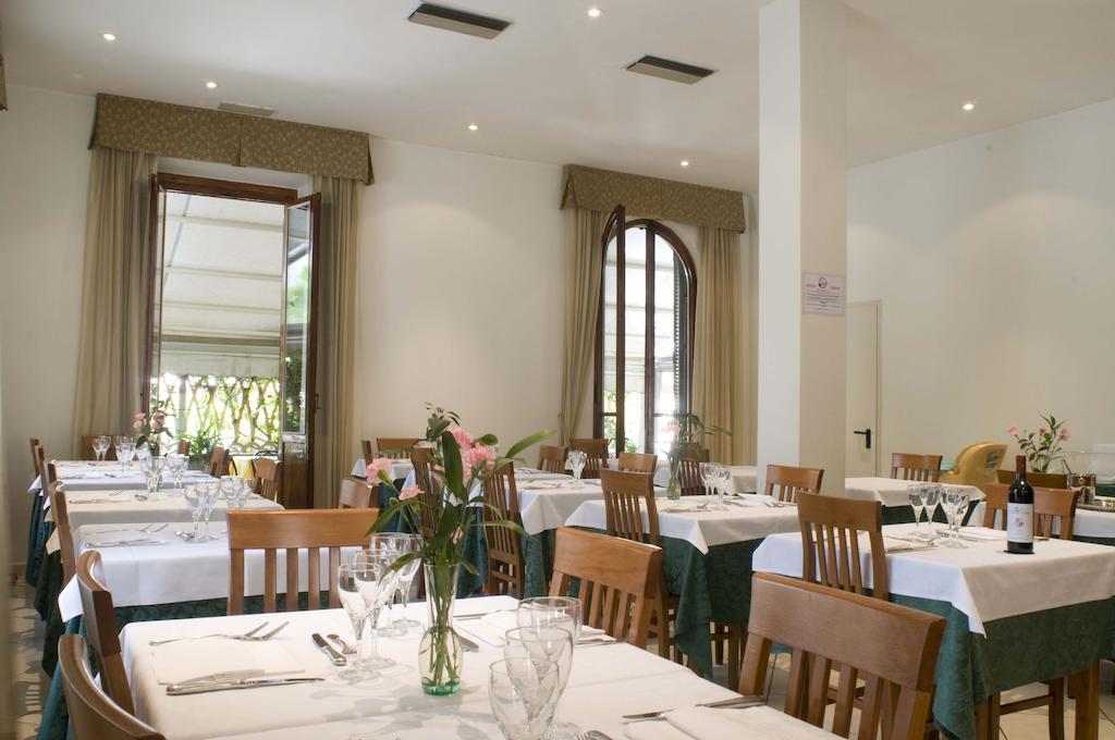 Hotel Vittoria Viareggio Exteriér fotografie