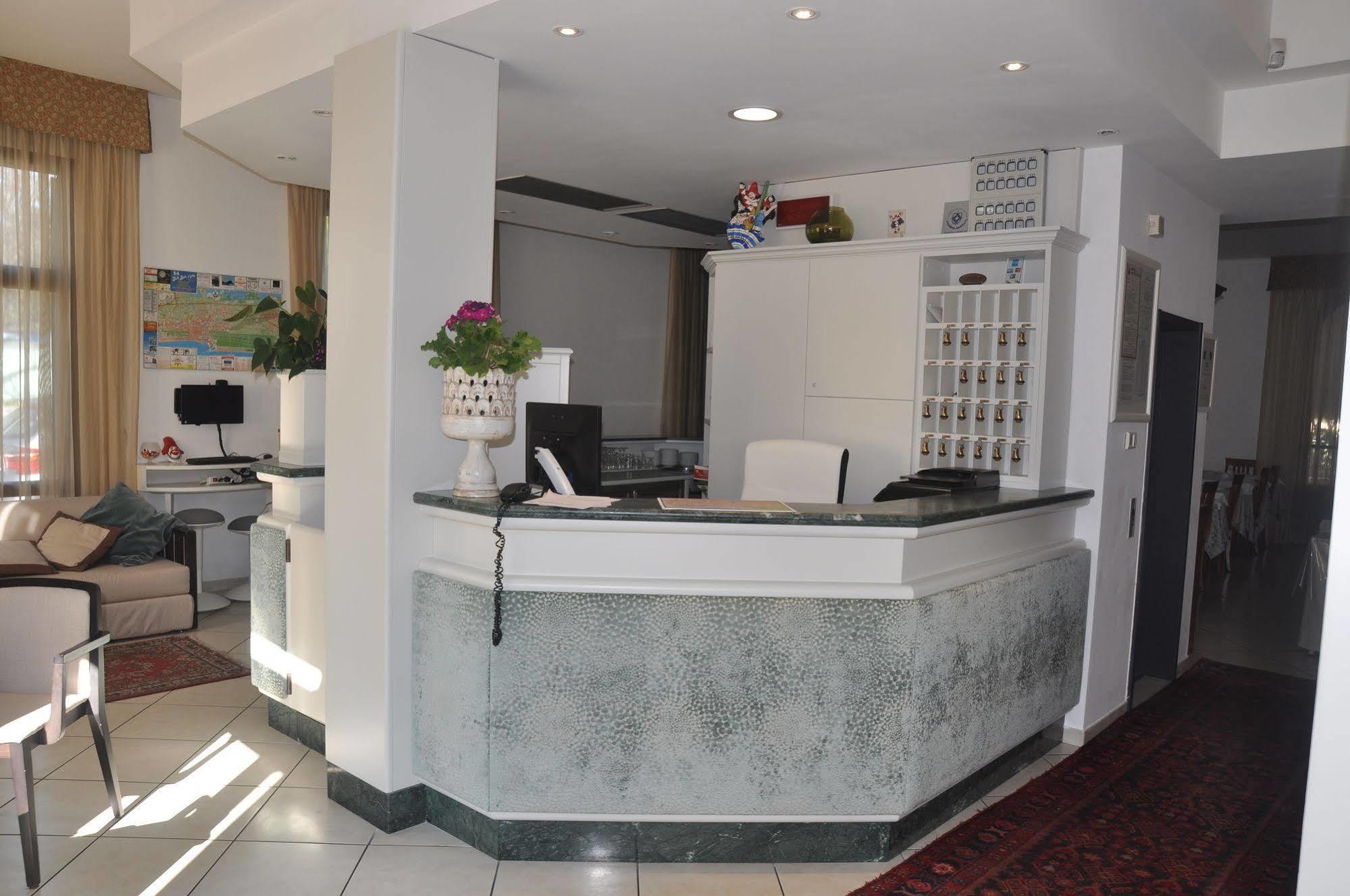 Hotel Vittoria Viareggio Exteriér fotografie